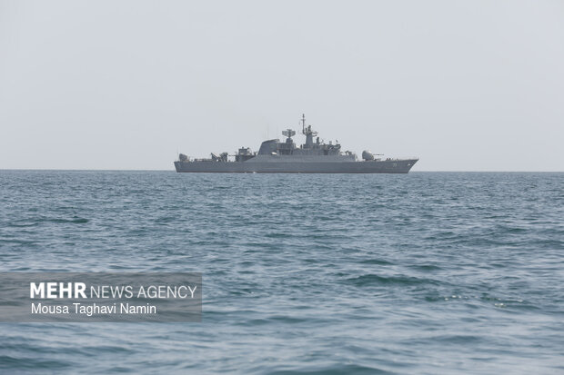 تمرین آزادسازی کشتی ربوده شده در رزمایش مرکب دریایی نیروهای دریایی ایران و فدراسیون روسیه