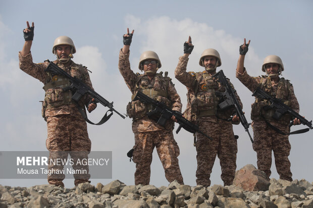 تمرین آزادسازی کشتی ربوده شده در رزمایش مرکب دریایی نیروهای دریایی ایران و فدراسیون روسیه