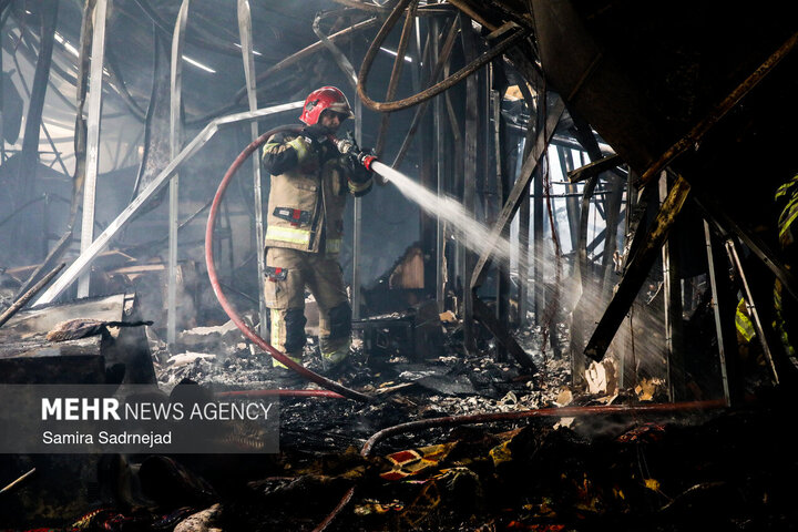 آتش‌سوزی بازار بزرگ جنت‌