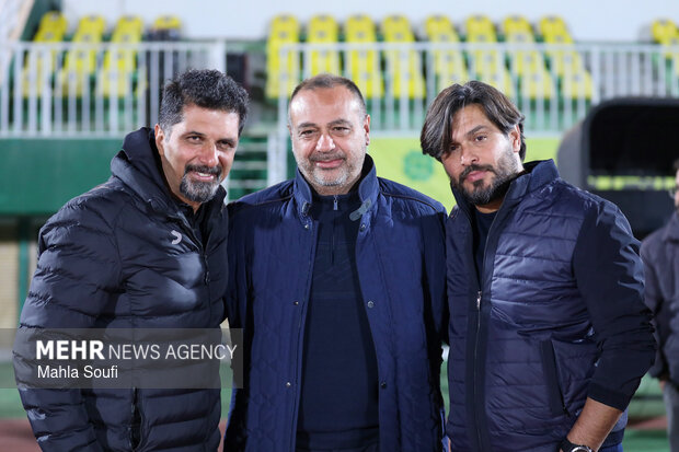 لیگ برتر فوتبال - آلومینیوم و پیکان