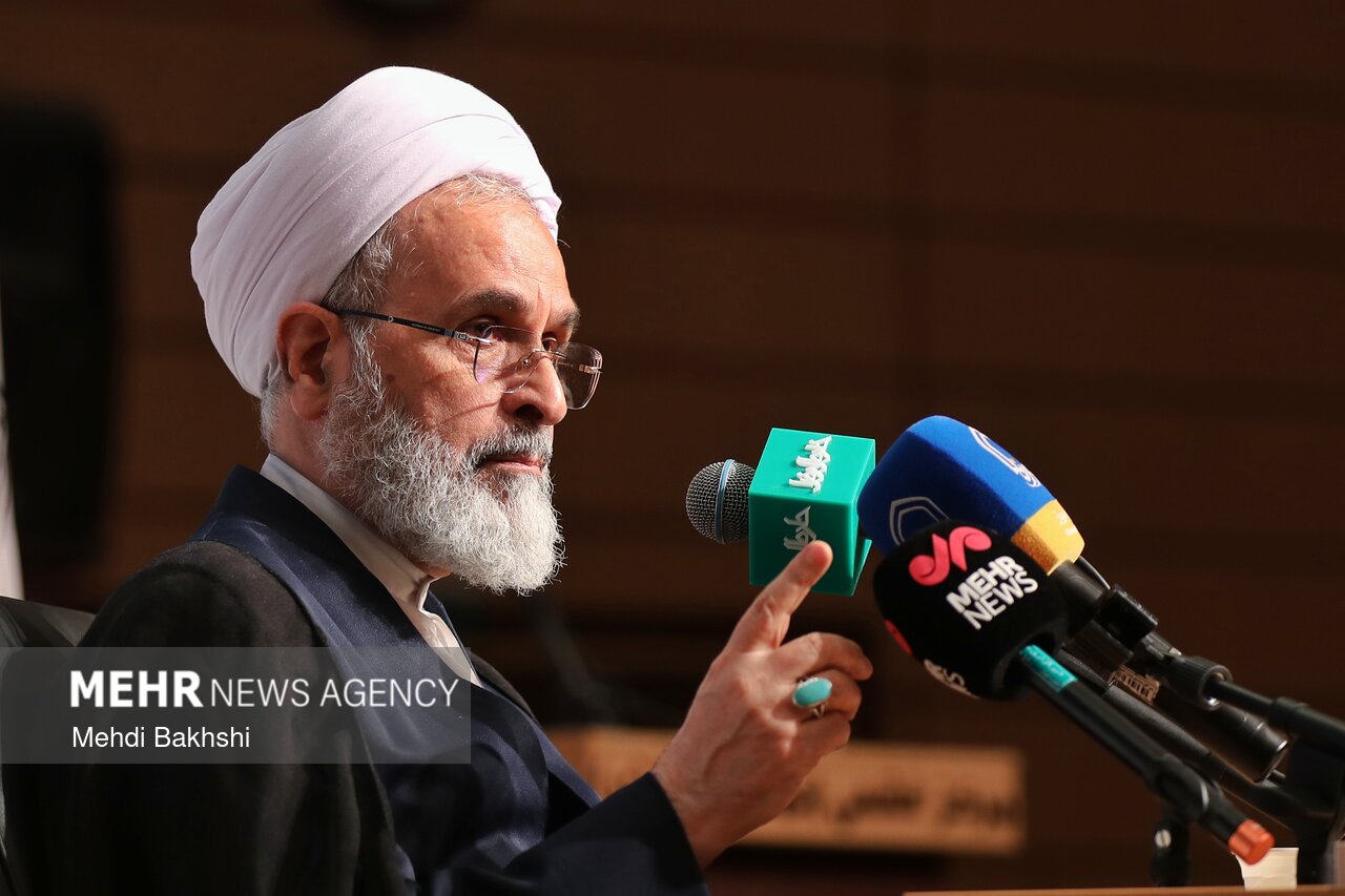 اعرافی:دشمن در جنگ شناختی به دنبال تردید، اختلاف و تضعیف اراده ملی است