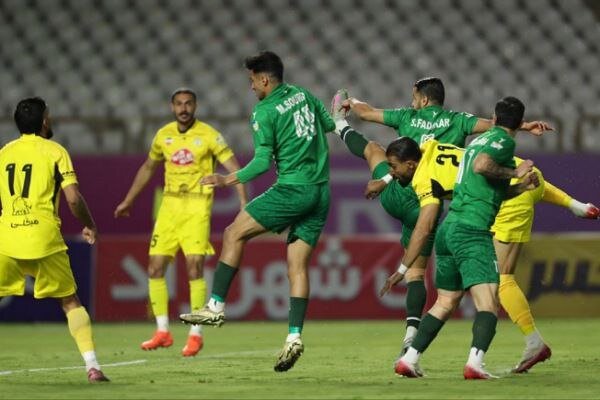 بازي،فجرسپاسي،تيم،شاگردان،گل،دروازه،مسابقه،تلاش،مدافعان،دقاي ...