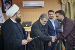 تقدیر ملی از مدیر روابط عمومی فرمانداری سمنان؛ نقش مؤثر در جهاد تبیین