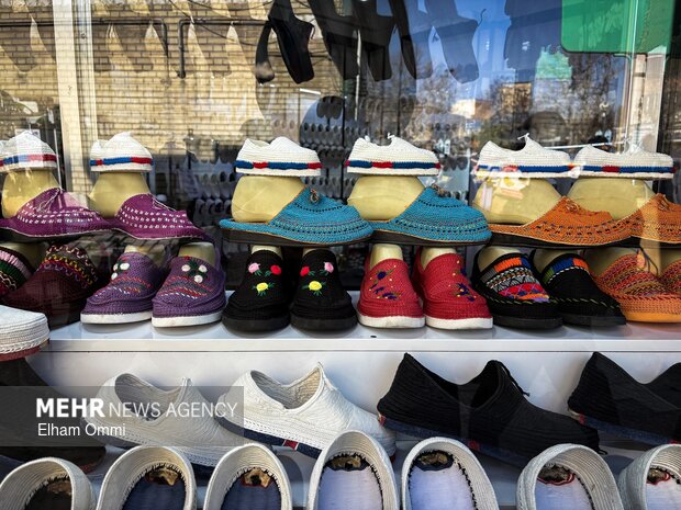 کلاش بافی؛ روایت نخ و نقش در دل کردستان