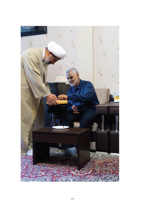 وقتی خاطره قد می‌کشد و تاریخ می‌سازد/ چهل سال رفاقت با «سرباز وطن»