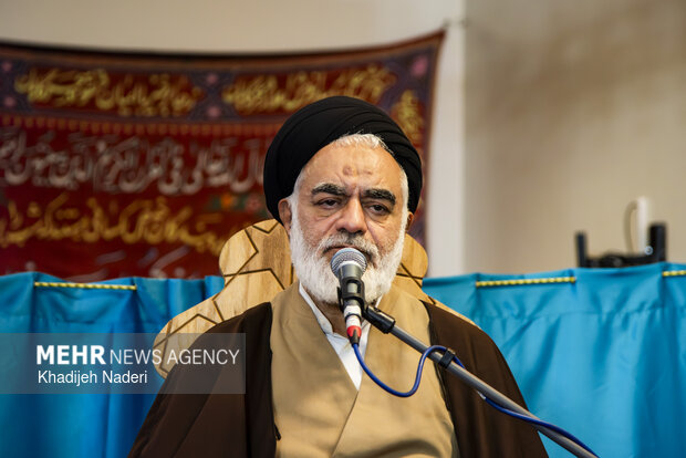 اولین سالگرد ارتحال آیت الله مستجابی در اصفهان