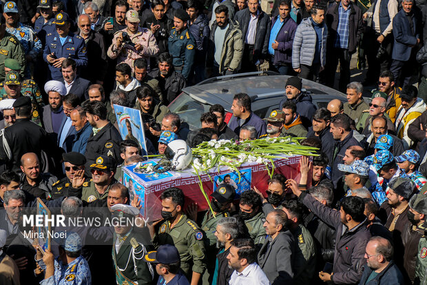 تشییع شهید سرتیپ دوم خلبان «مهدی فیروزمند» در تبریز
