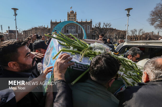 تشییع شهید سرتیپ دوم خلبان «مهدی فیروزمند» در تبریز