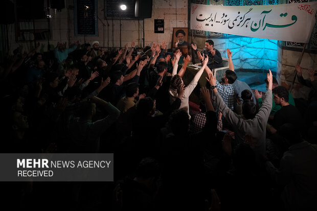 مناجات‌خوانی شب‌های ماه مبارک رمضان