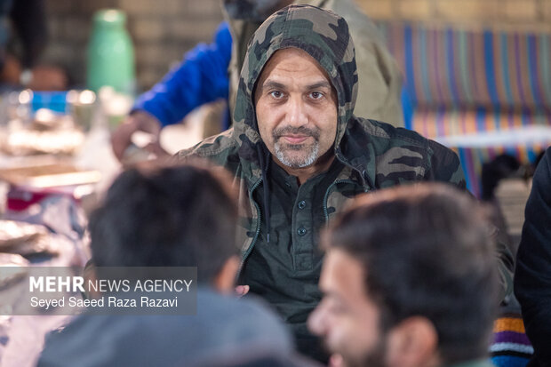 ضیافت افطار عکاسان