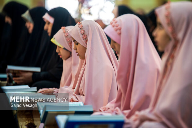 مراسم جزءخوانی قرآن کریم در همدان