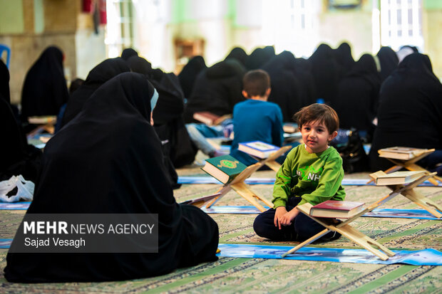 مراسم جزءخوانی قرآن کریم در همدان