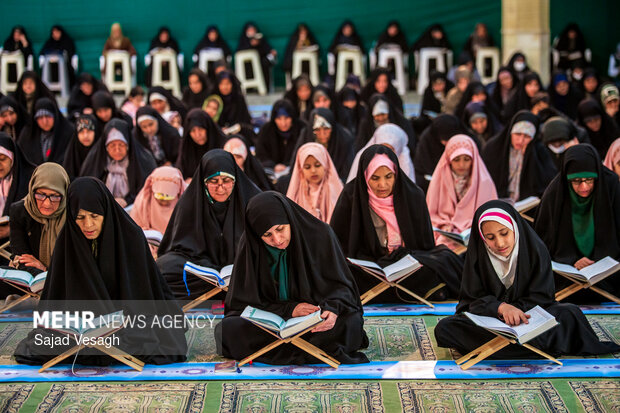 مراسم جزءخوانی قرآن کریم در همدان