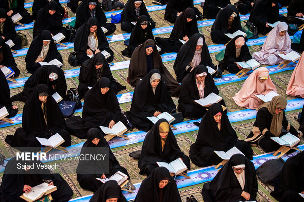 مراسم جزءخوانی قرآن کریم در همدان