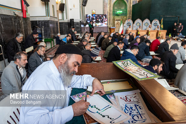 ترتیل‌خوانی قرآن کریم در حرم مطهر امام رضا(ع)