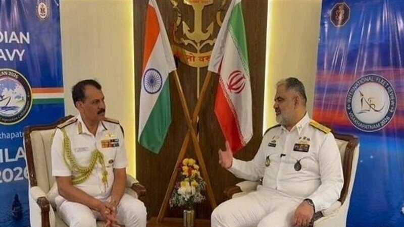 نئی دہلی میں ایرانی اور ہندوستانی بحریہ کمانڈرز کی ملاقات، بحری تعاون بڑھانے پر زور