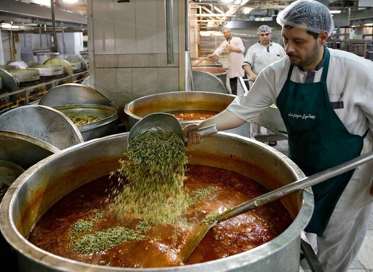 غذا،مهمانسراي،طبخ،پخت،مطهر،حرم،منتقل،رضا