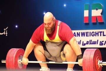 یوسفی: به رکوردهای قدیمی فکر نمی‌کنم/ هدفم ثبت وزنه‌های تاریخی است