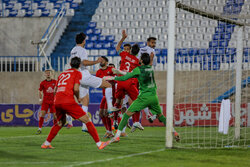 پیروزی اقتصادی ارزشمند تراکتور برابر گل گهر/ بازگشت تبریزی ها به صدر