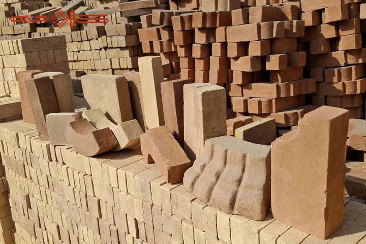 پیش‌بینی قیمت آجر در سال ۱۴۰۵؛ آیا قیمت آجر جدید افزایش می‌یابد؟