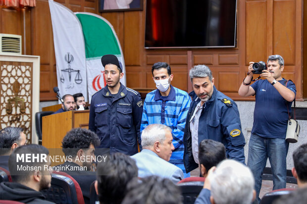 اولین جلسه رسیدگی به پرونده کوروش کمپانی