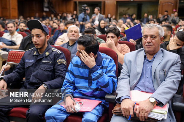 اولین جلسه رسیدگی به پرونده کوروش کمپانی