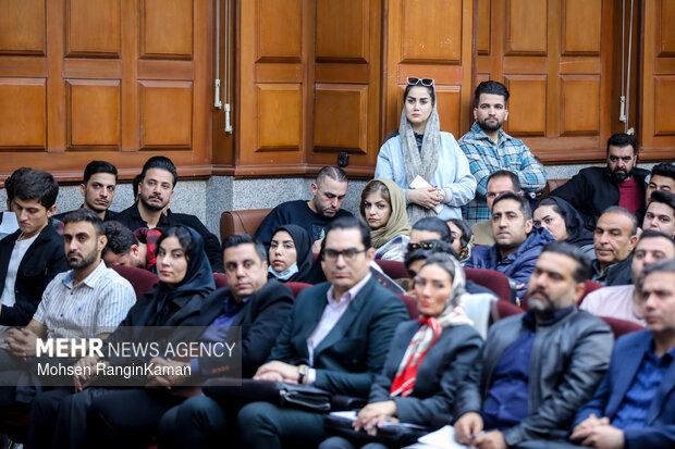 اولین جلسه رسیدگی به پرونده کوروش کمپانی