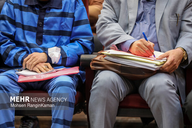 اولین جلسه رسیدگی به پرونده کوروش کمپانی