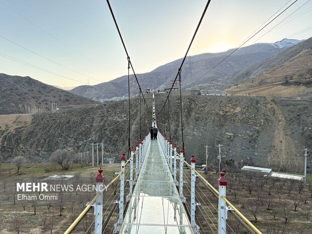 Negel glass suspension bridge in Kordestan
