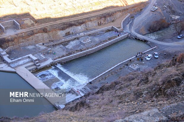 پل شیشه ای نگل