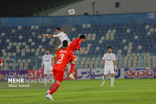 لیگ برتر فوتبال- ملوان و تراکتور