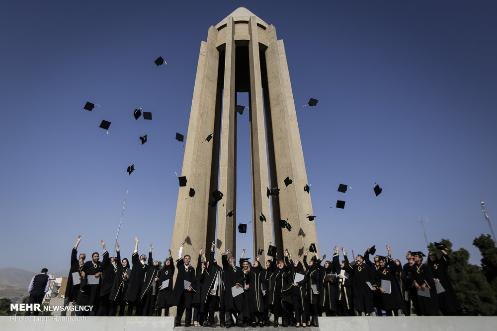 گردشگری به پیشران توسعه همدان تبدیل شده است