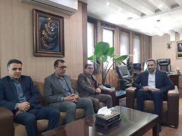 واحدهای صنعتی راکد فارس باید هرچه سریع‌تر تعیین‌ تکلیف شوند