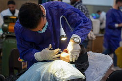 خدمت‌رسانی گروه جهادی دندانپزشکی در حرم مطهر شاهچراغ (ع)