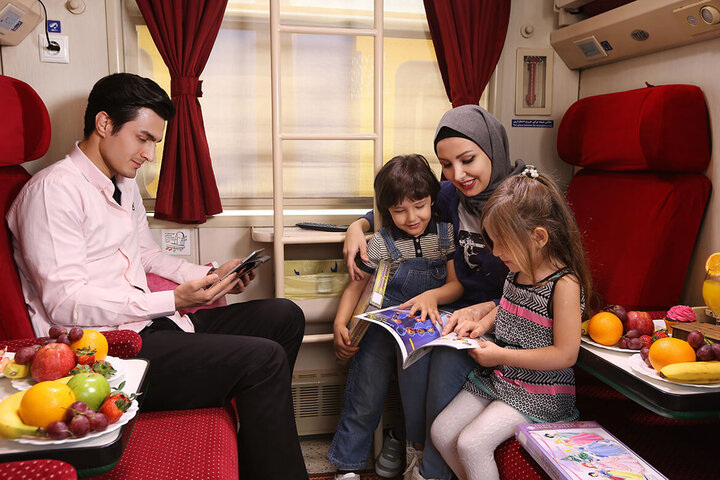 کدام شرکت‌های ریلی بلیت پیش فروش قطار نوروزی ارائه می‌دهند؟