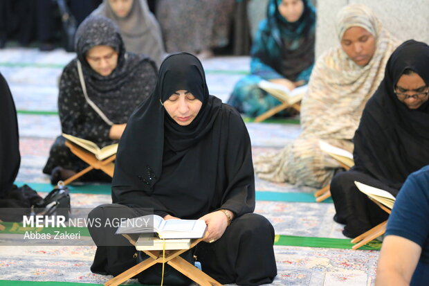 جز خوانی قرآن کریم در بندرعباس