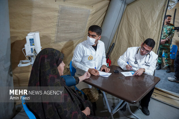خدمت‌رسانی گروه جهادی دندانپزشکی در حرم مطهر شاهچراغ (ع)