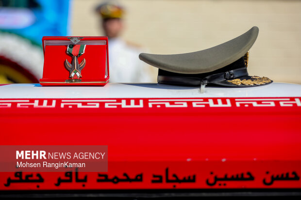 مراسم تشییع پیکر امیر سرتیپ محمدی‌فر