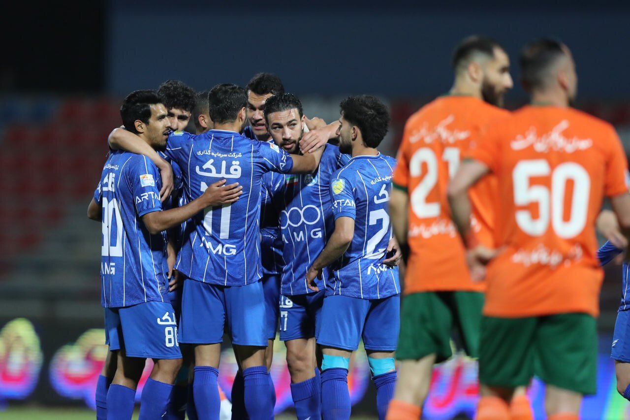 استقلال،باشگاه،حضور،قرار،كادرفني،كادر،جدايي،سرمربي،مربي