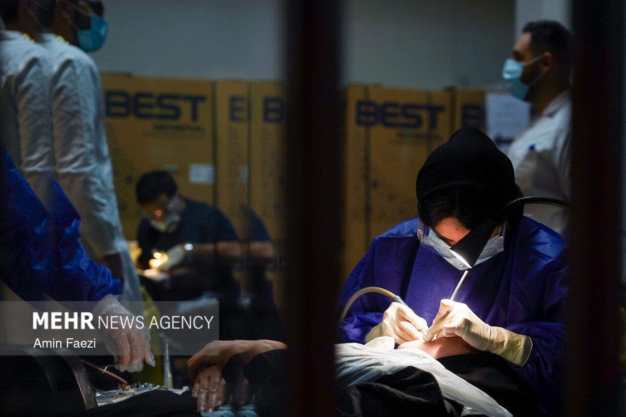 خدمات دندانپزشکی روزانه در مرکز جامع سلامت صفیآباد ارائه میشود
