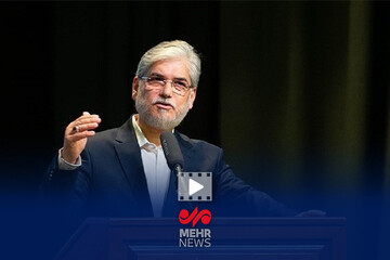 وزیر علوم: دانشگاه بحرانی نیست