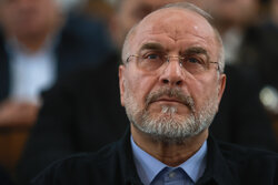 Ghalibaf warns of Hormuz Strait closure if blockade persists