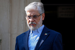 حاشیه جلسه هیئت دولت