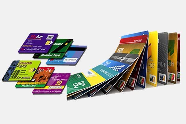 راهنمای خرید پرینتر چاپ کارت؛ انتخاب حرفه&lrm;&zwnj;ای برای چاپ PVC باکیفیت