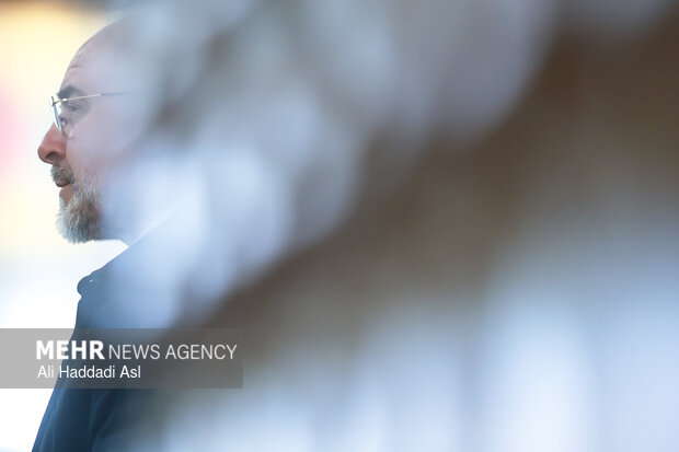 نشست فعالان اقتصادی و اصناف با رئیس مجلس