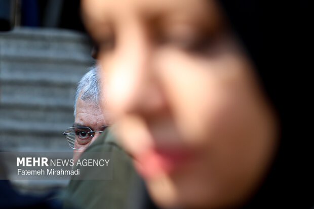 حاشیه جلسه هیئت دولت