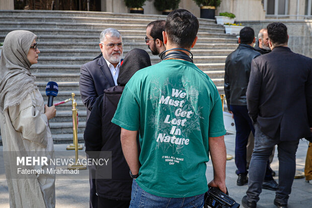 حاشیه جلسه هیئت دولت