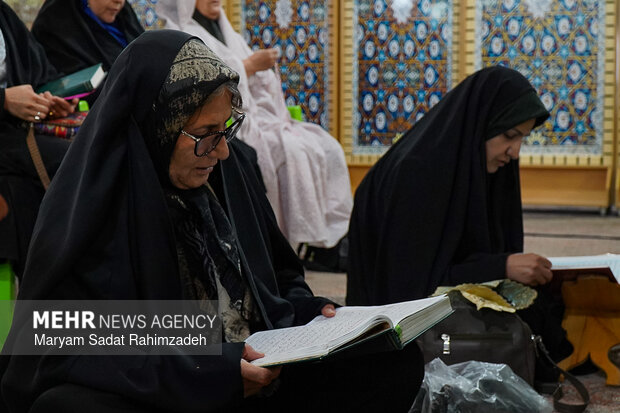 جمع‌خوانی و تفسیر قرآن کریم در شیراز