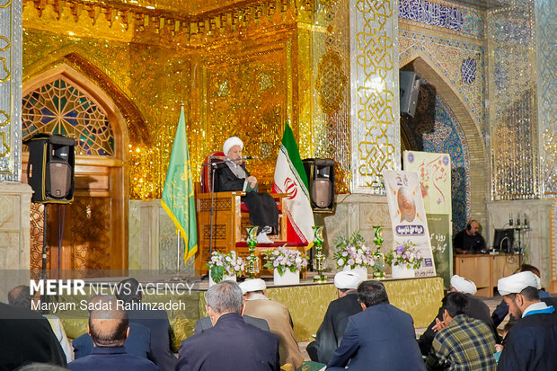 جمع‌خوانی و تفسیر قرآن کریم در شیراز