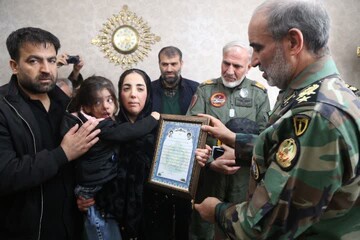 فرمانده نیروی زمینی ارتش: شهدای هوانیروز الگوی تعهد،تخصص و ایثار هستند